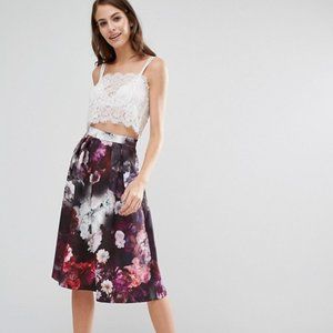 BNWOT Oasis (Asos) Winter Floral Midi Skirt